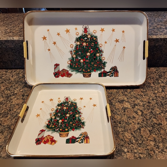 Christmas Tree Lacquer Ware Trays, Set of 2 - Picture 1 of 9